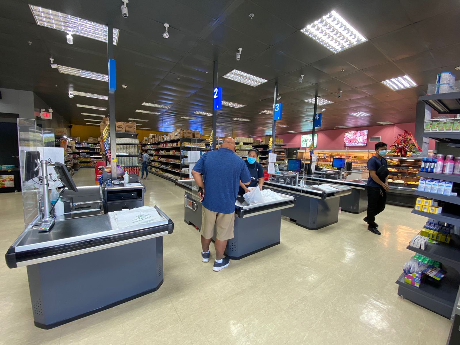 American Grocery opens Yigo location